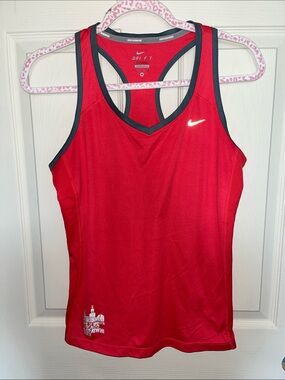 Nike Red Dri-FIT Chicago Marathon Tank with Gray Trim